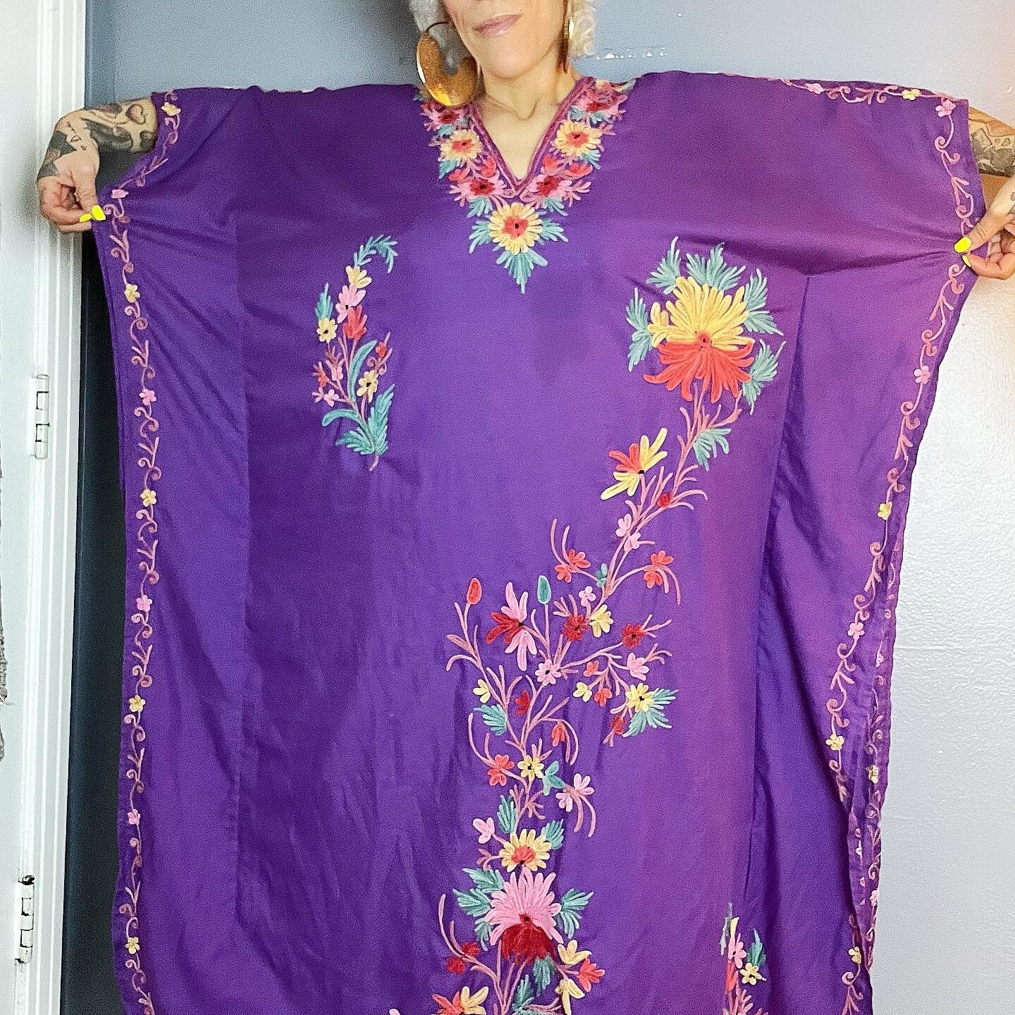 ROYAL PURPLE 70’s 70s Corded Embroidery Embroidered Vintage Caftan Kaftan Dress