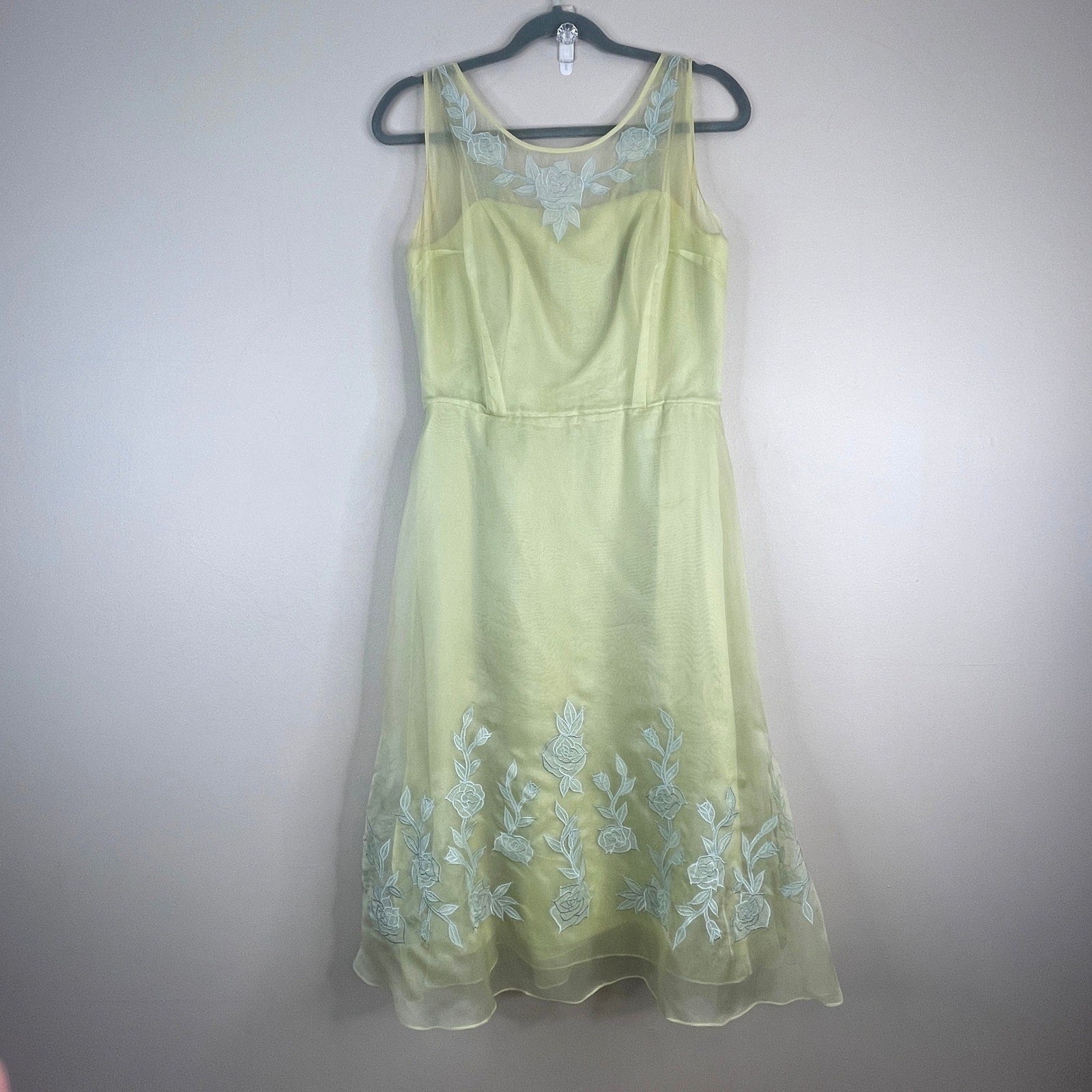 Vintage Watters & Watters Silk Tea Party Dress 10 Ethereal Embroidered Cocktail