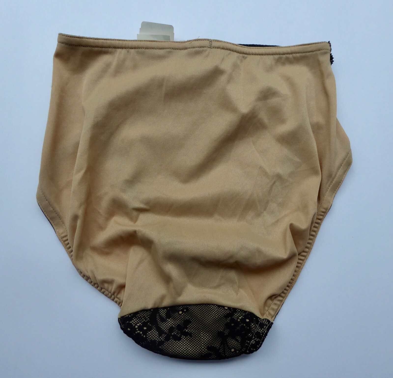 NWT 90s Warner’s Panties Private..Pleasures Size S Hi-Cut Panty Brief Black Lace