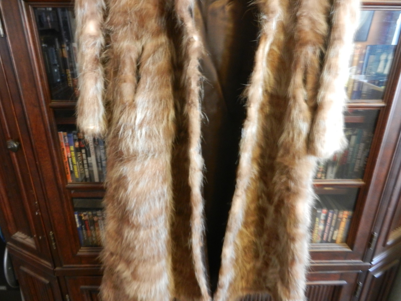 Vintage 1970s Woman’s Long Hair Raccoon Coat 48″ Long Size 10