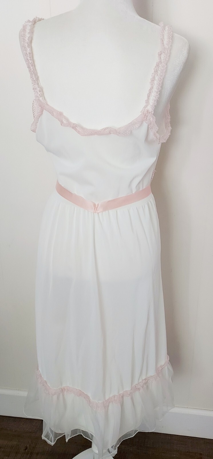 Vintage Laros Women’s Nightgown Dress Shabby Chic White Pink Lace Tulle EUC