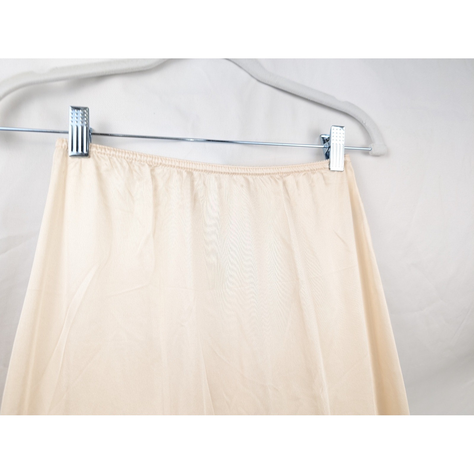 Vintage 80s Satin Lace Trim Half Slip 28″ Skirt Size S Cream Elastic Waist Retro