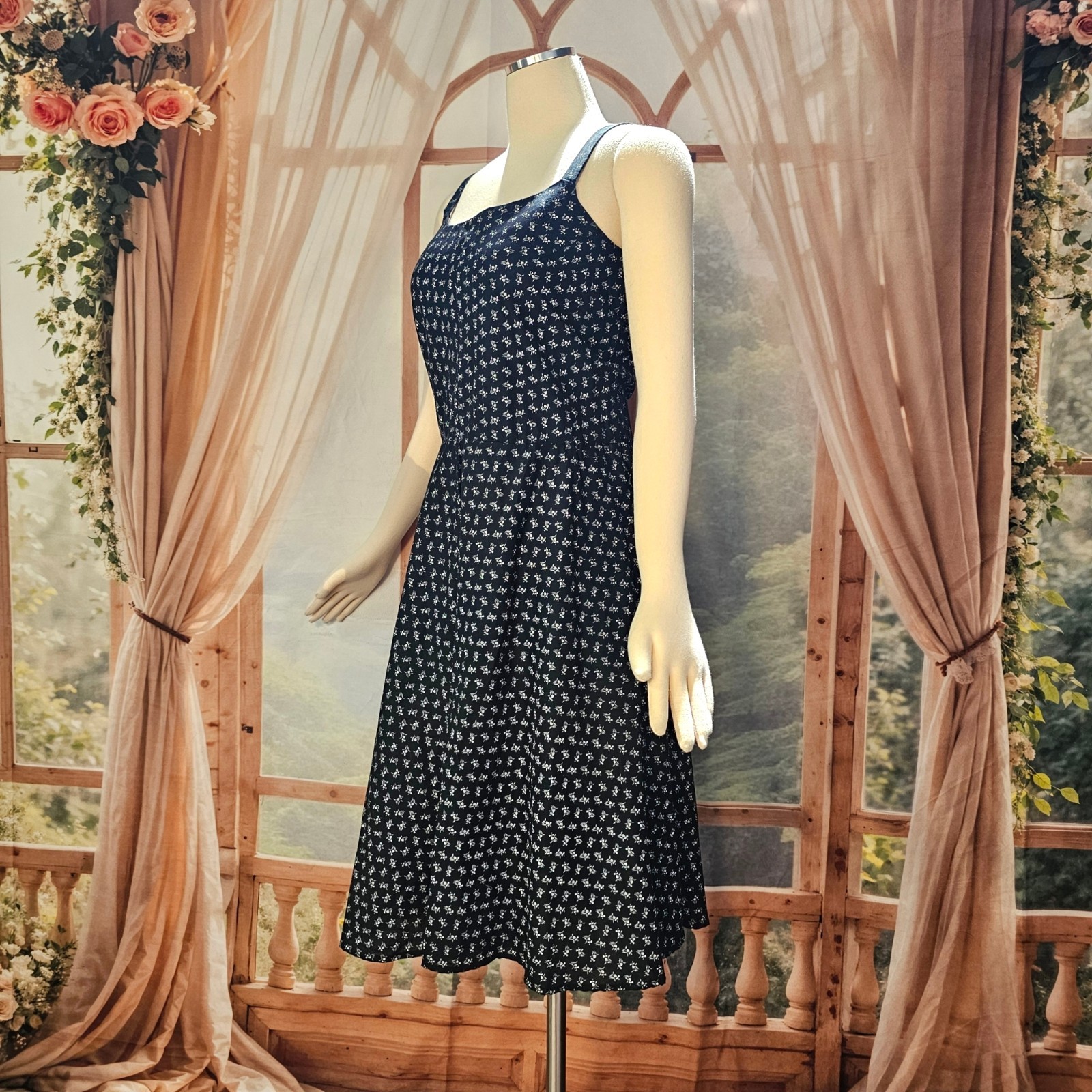Vintage 1970s Dress Sundress Sleeveless Black White Calico Floral Print Boho