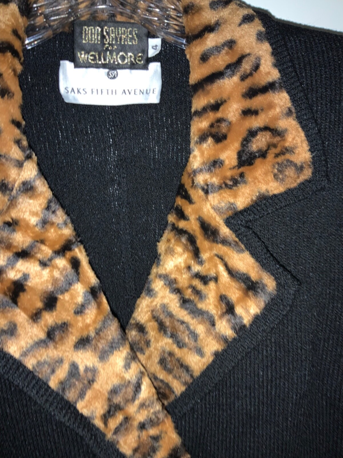 Vintage Don Sayres Wellmore Saks 5th Avenue St John Cheetah Collar Jacket Sz 4