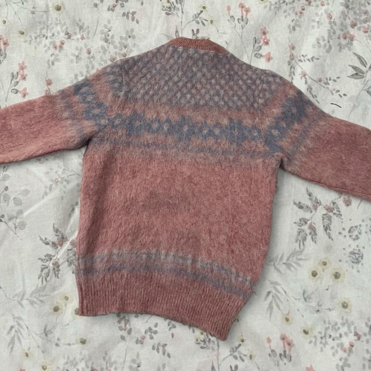 Vintage Samband of Iceland Sweater 100% Wool Knit Lopapeysa Landaus Pink Fuzzy