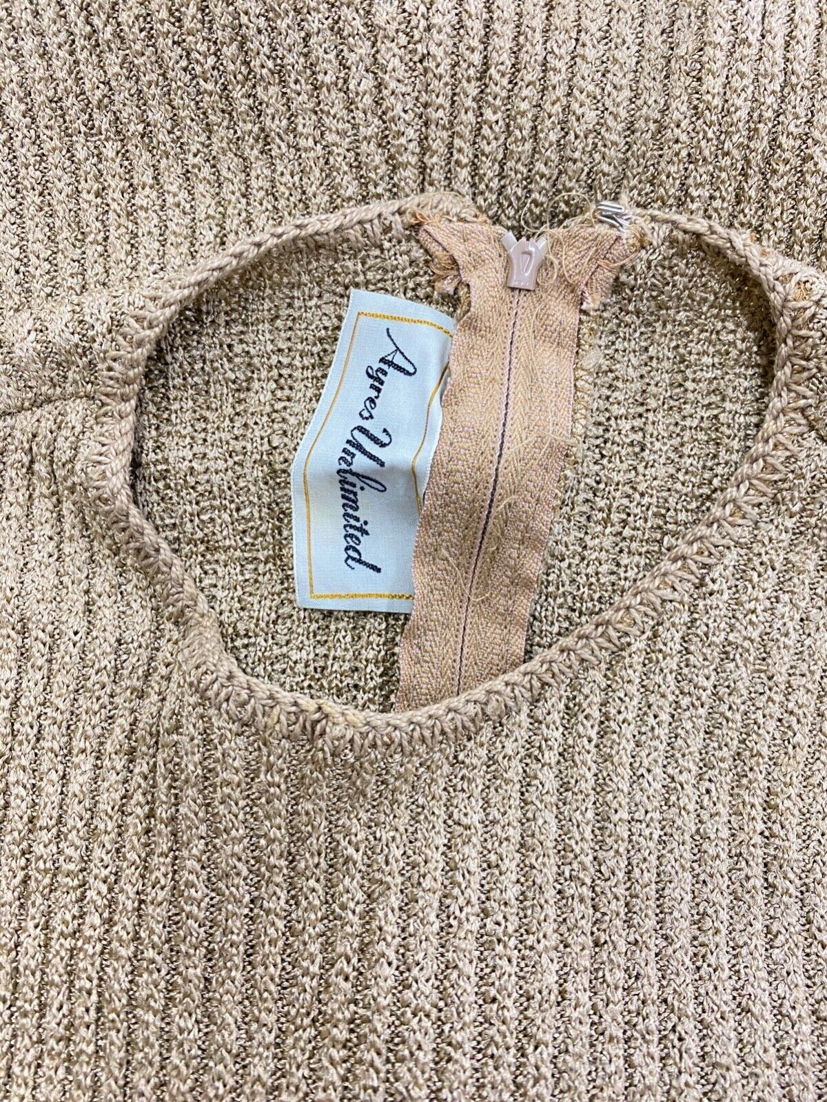 Vintage 1970s tan ribbed sweater knit belted fitted top shirt long sleeves S M