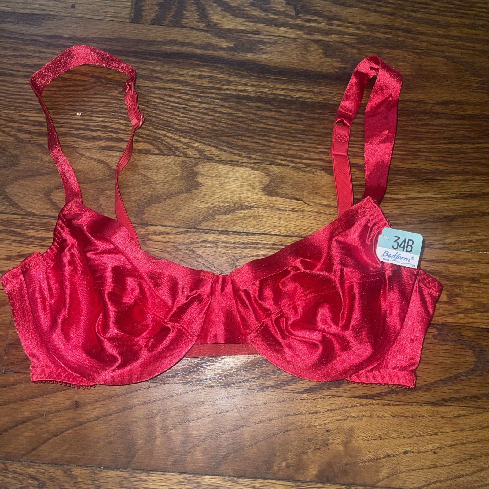Vintage New Bestform Red Bra Size 34B 🫟