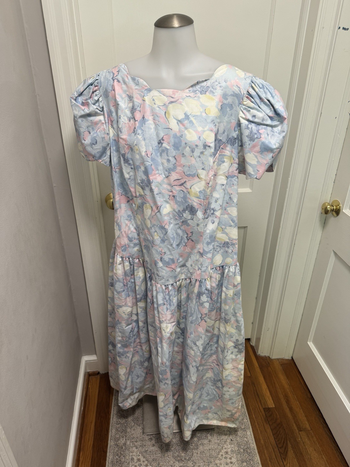 Vintage ILGWU Cotton Floral Dress Pastel Puff Sleeve V-Back Bows Drop Waist