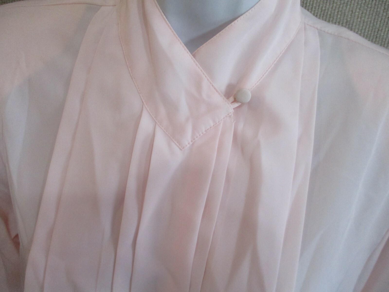 Vintage 80’s Marlis Blouse Size 8 Pleated Front Dressy Pink Top