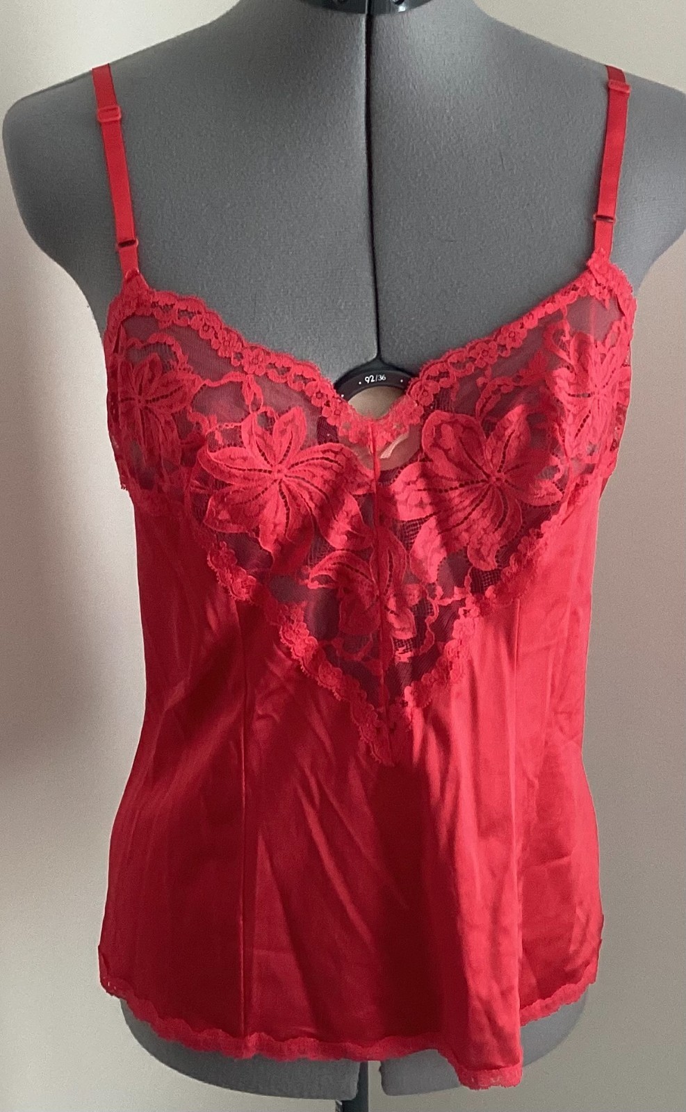 Vintage VANITY FAIR Red Lace Trim CAMISOLE Shiny Glossy 32