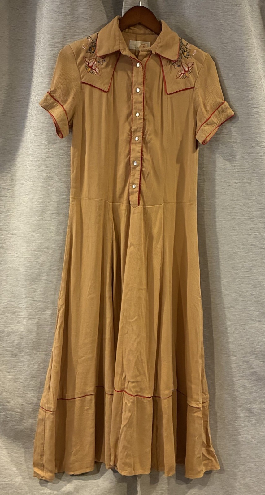 Vintage Western Rodeo Embroidered Floral Dress