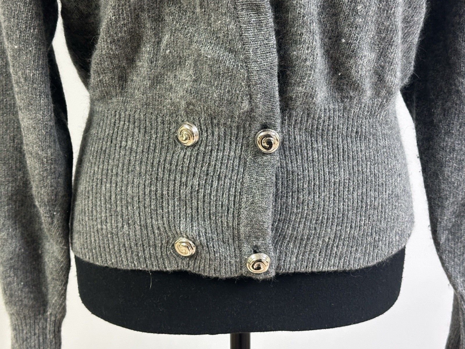 Vtg David Hollis Gray 70%lambswool 20%Angora Cable Rib Knit Cardigan Size S