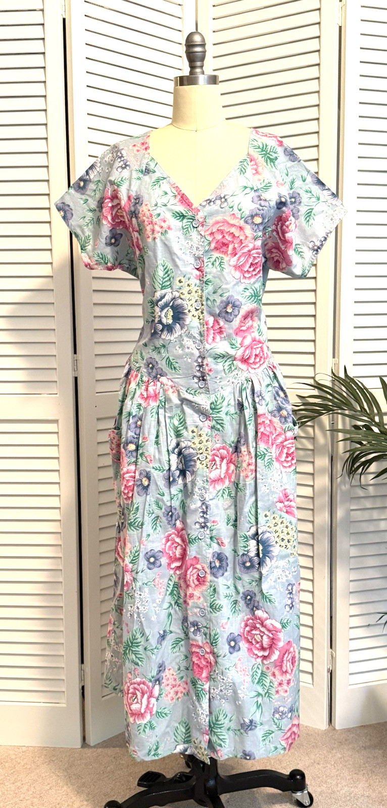 NWT Vintage 1980’s Lindsey Blake Size M Blue Floral Day Garden Party Tea Dress