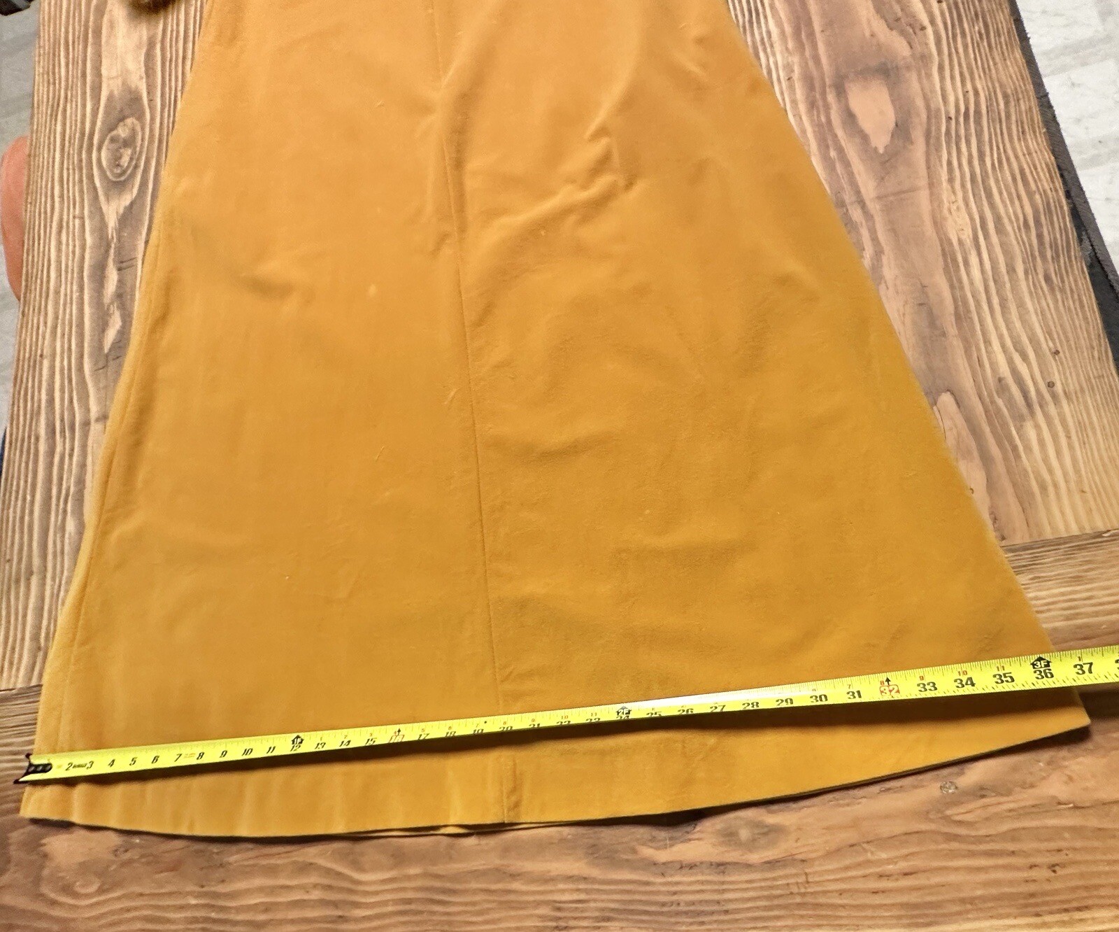 Vintage 50s 60s Duster House Coat Robe Ballerina Dancer Gold With feathers RARE