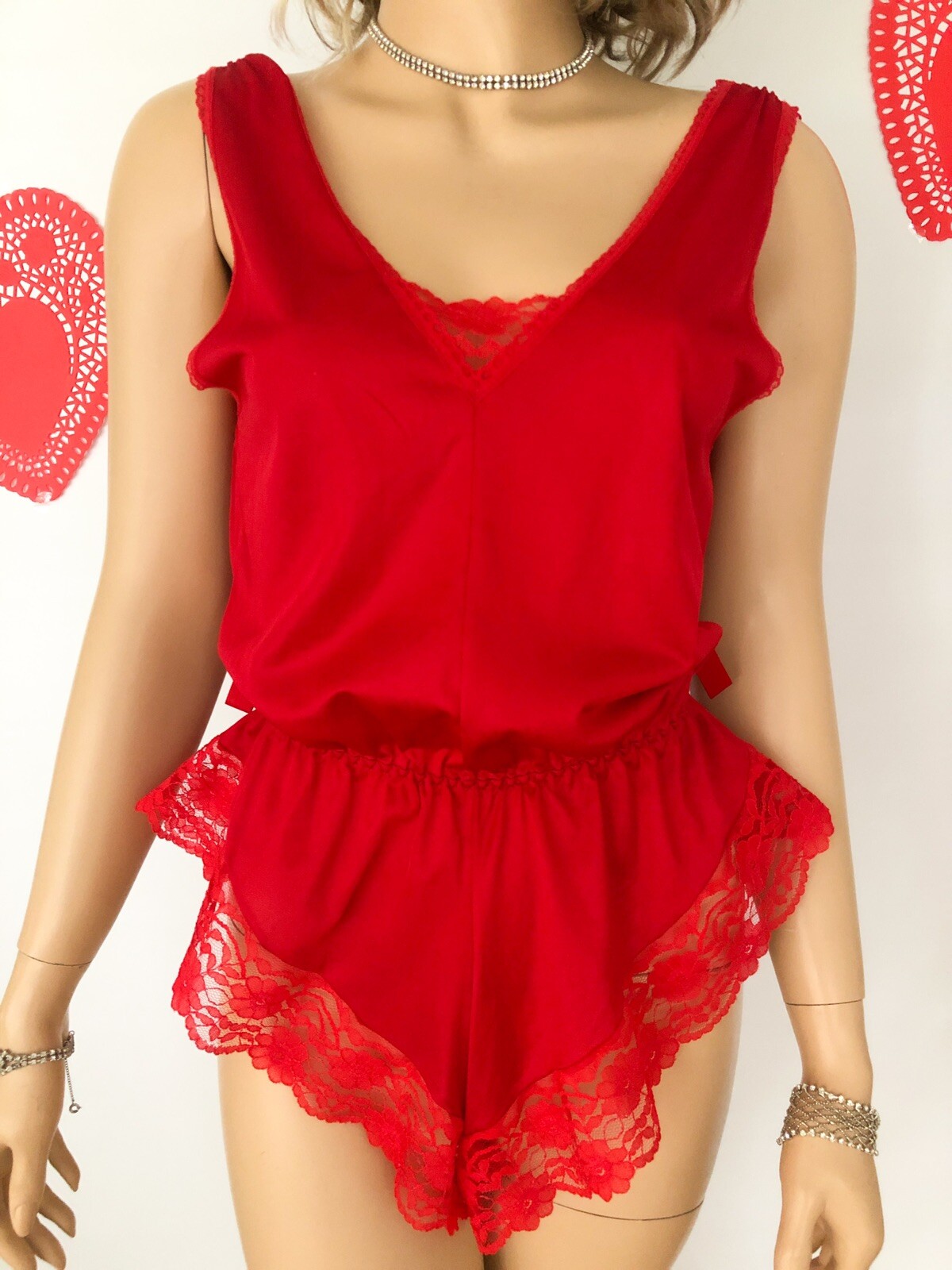 Vintage Red Lace Teddy playsuit romper lingerie Cheeky SZ M/6 90s retro Pin Up