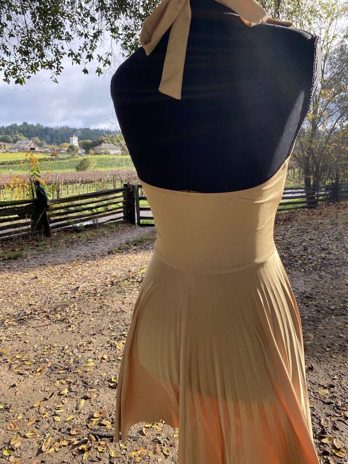 Fabulous Marilyn Monroe – Style Gold Halter Dress WM SZ S