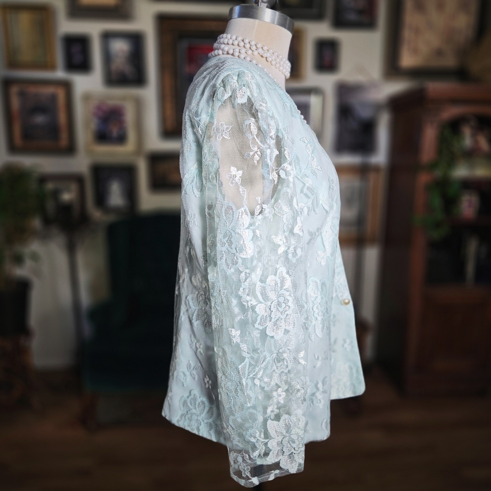 Vintage 90s Patra Mint Green Floral Lace Evening Long Sleeve Top Pearl Button
