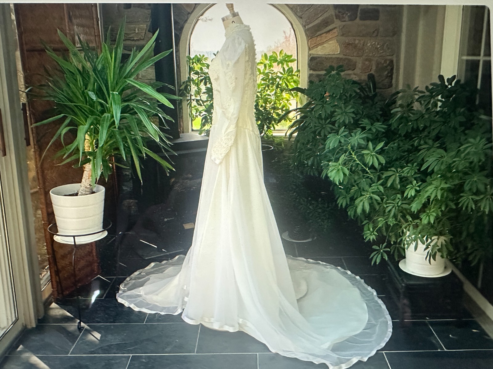 Vintage 1970s Ivory Nylon Chiffon Alencon Lace Wedding Dress