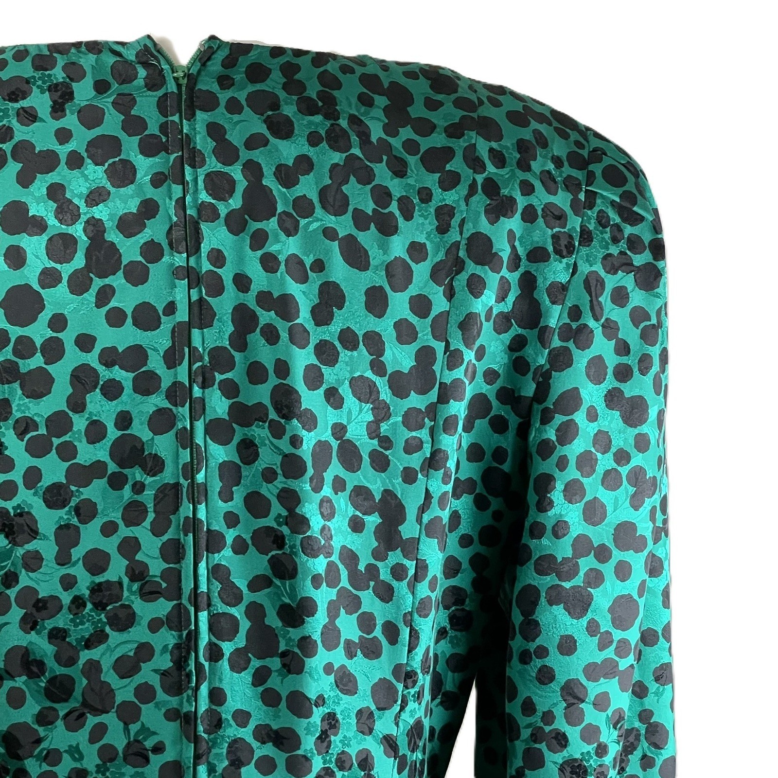 VTG Maggy London Sz 8 Green Black Polka Dot 100% Silk Dress Pleated Ruffle Hem
