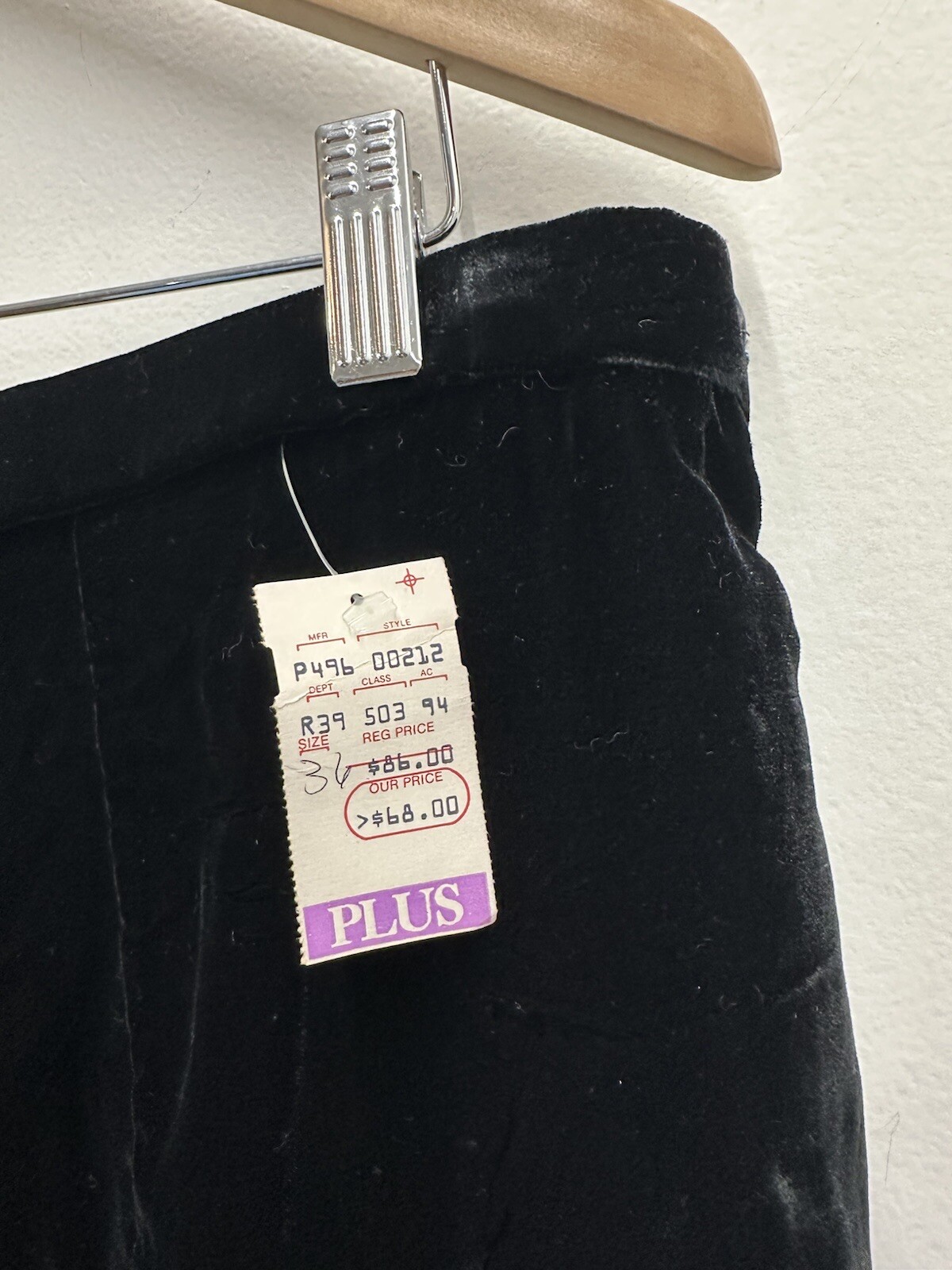 Nwt VTG 80s JOHN’S GIRL COLLECTABLES Black Velvet-Like Skirt Size 36 / 22W