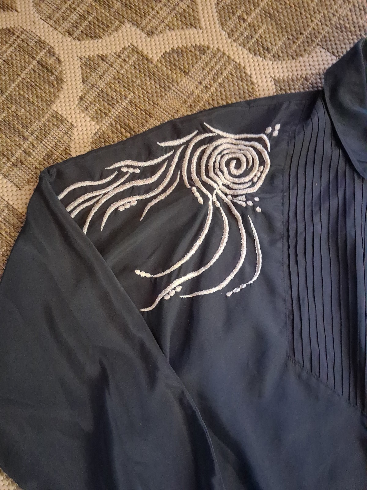 Vintage Suzelle Black Blouse Sz 14 Ornate Design On Shoulders Rockabilly