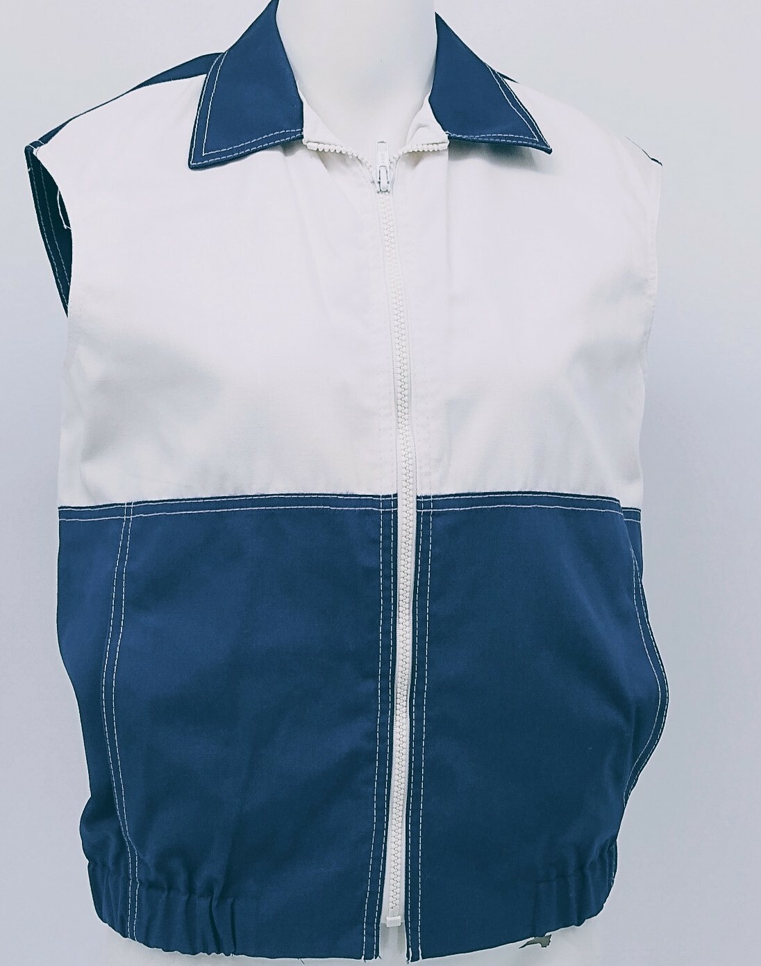 Vtg 70’s Blue & White Zip Up Vest Size 8 Retro Country Suburbans Made USA