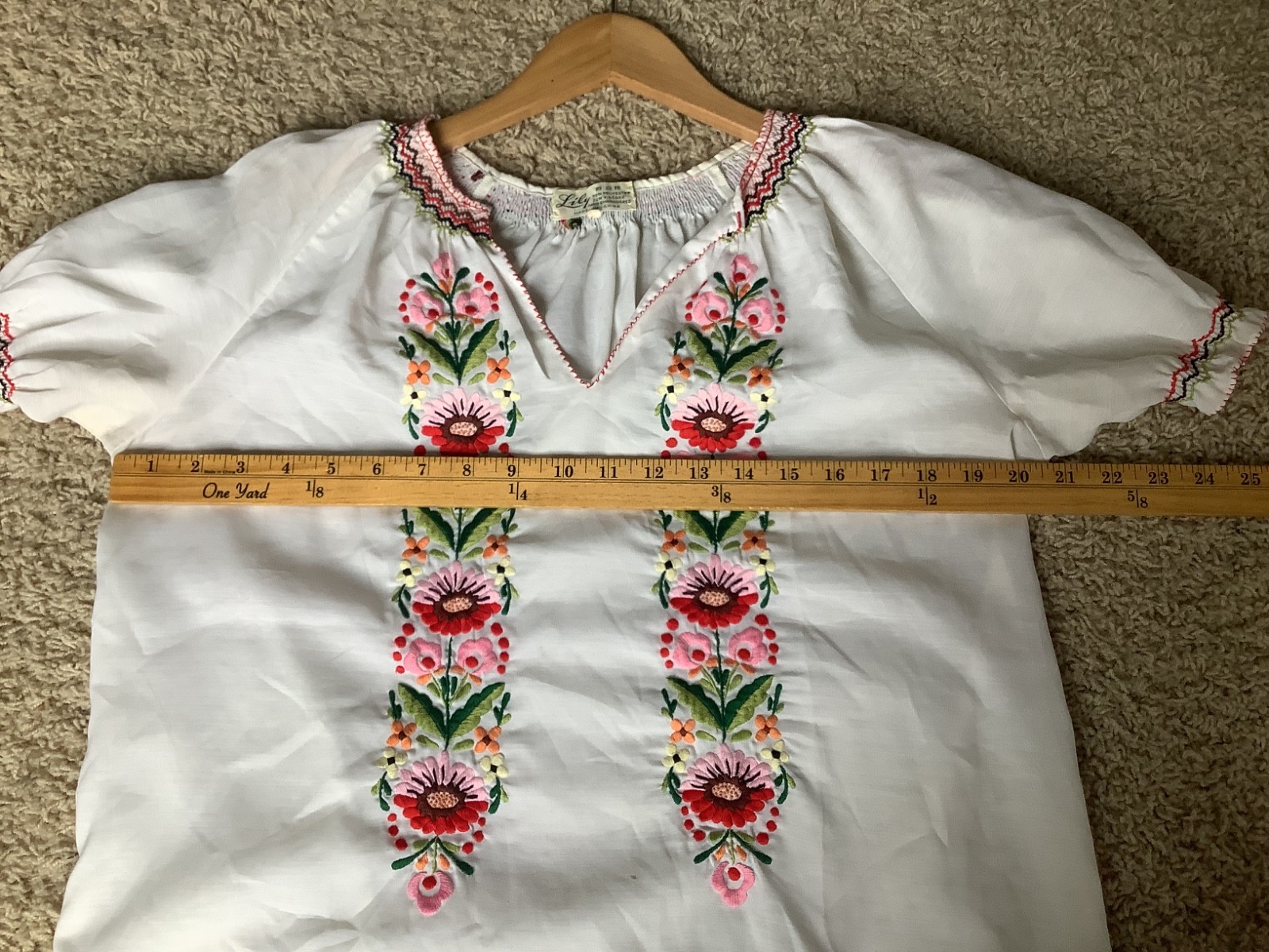 Vintage 70s peasant blouse Medium