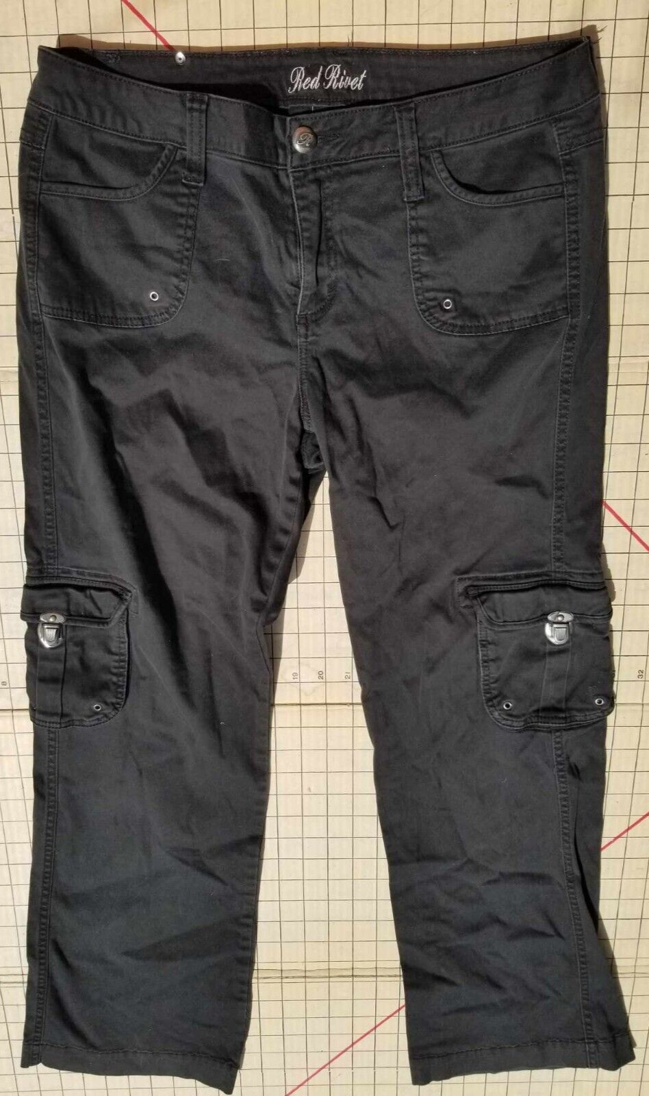 VINTAGE RED RIVET JEANS Black Size 16 Cargo Pockets 1990’s Emo Goth Punk