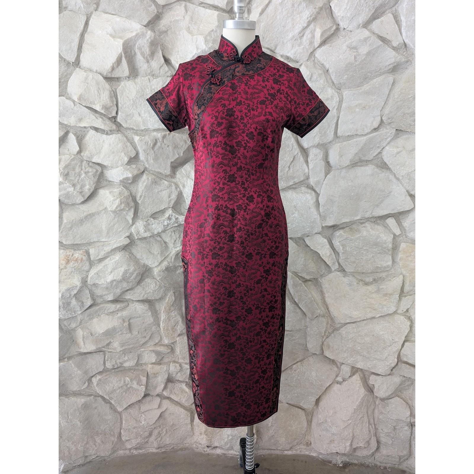 Vintage Asian Dress with Mandarin Collar Cheongsam XS to Small