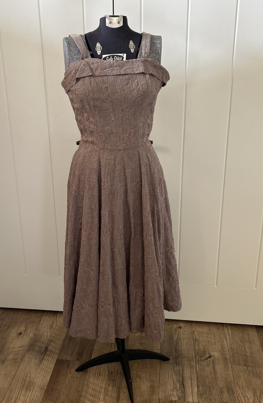 Beautiful Vintage Jonathan Logan Sun Dress XS Adjustable Straps No Belt