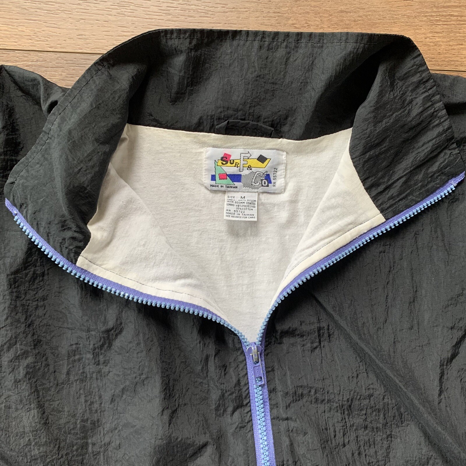 Surf & Co Vintage Women’s Medium 80’s 90’s Black Zip Windbreaker Track Jacket