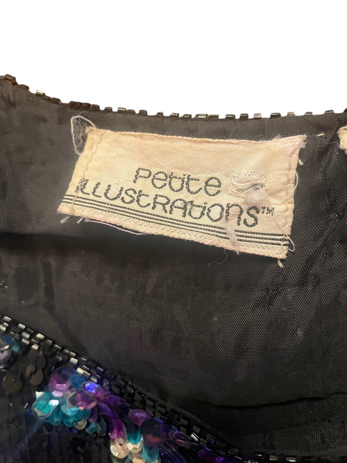 Vintage Petite Illustration Full Sequin Silk Top Black Multi Color Short Sleeve