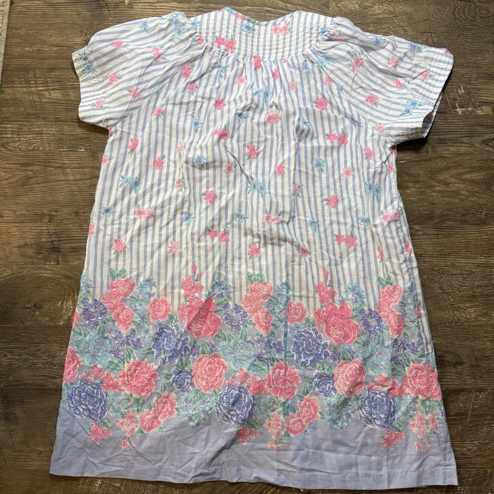 VTG Simply Basic Nightgown Sleepwear Floral Pearl Snap Short Sleeve 3x Plus