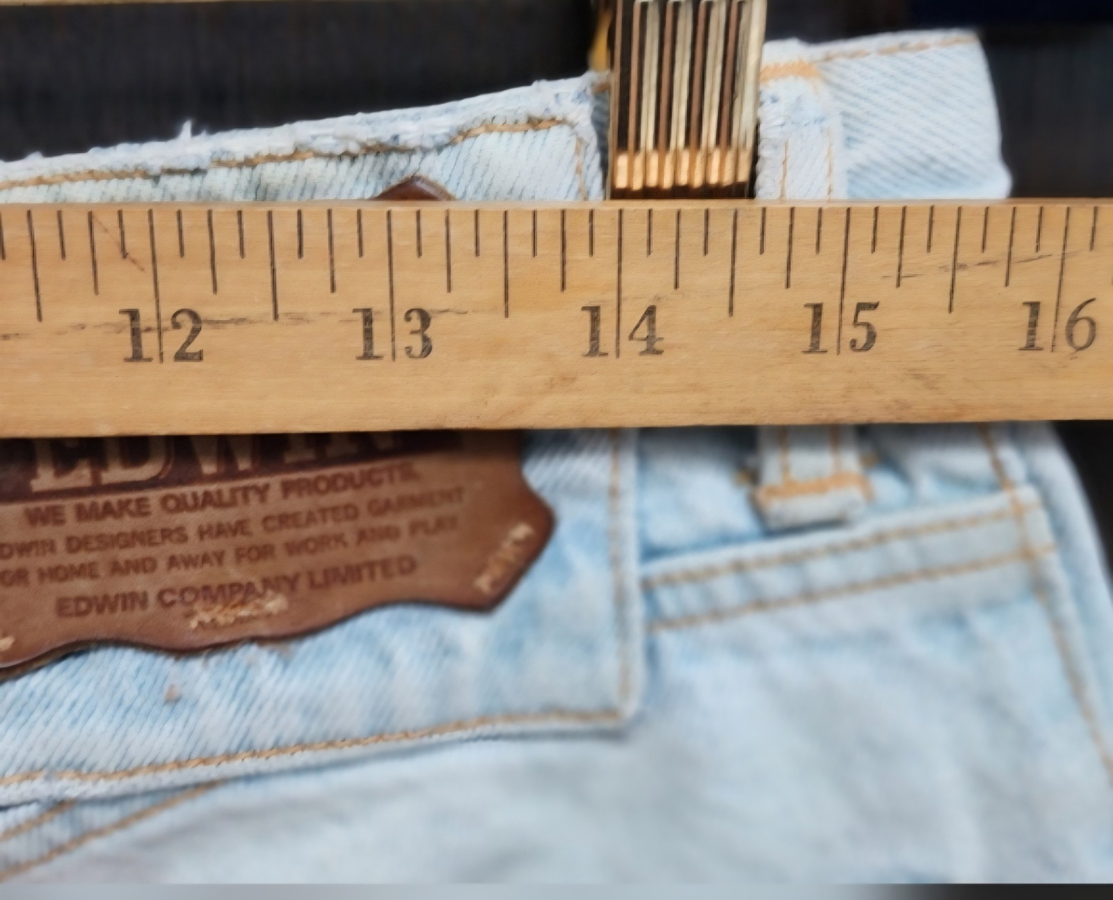 1980s Vintage Light Wash EDWIN Jeans 33×32