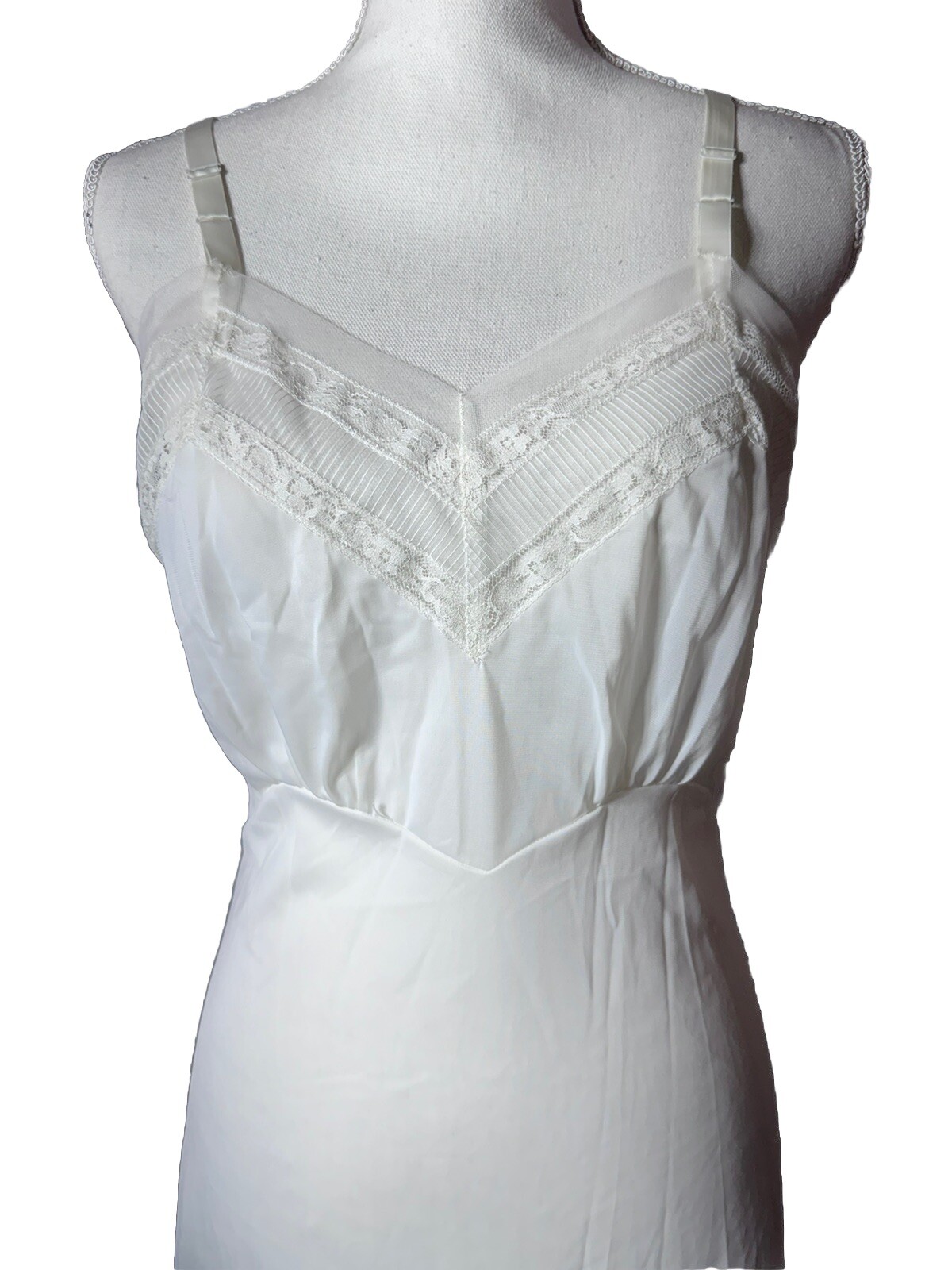 Vintage American Maid 50’s Dress Slip Sz 34 Nylon Ruffles Pinup Lingerie Prop