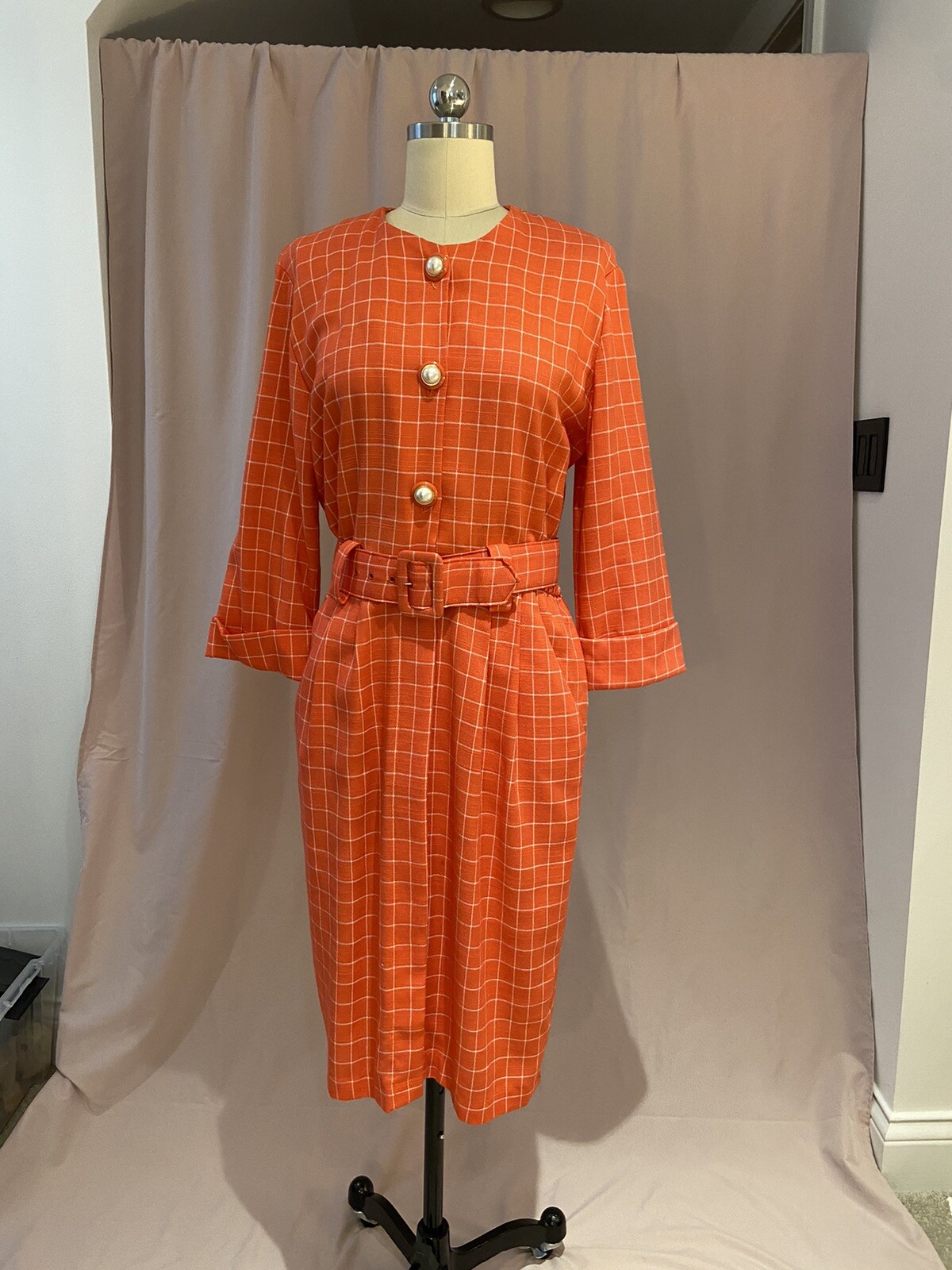 orange w pearl buttons 1980s office business midi length dress Studio I