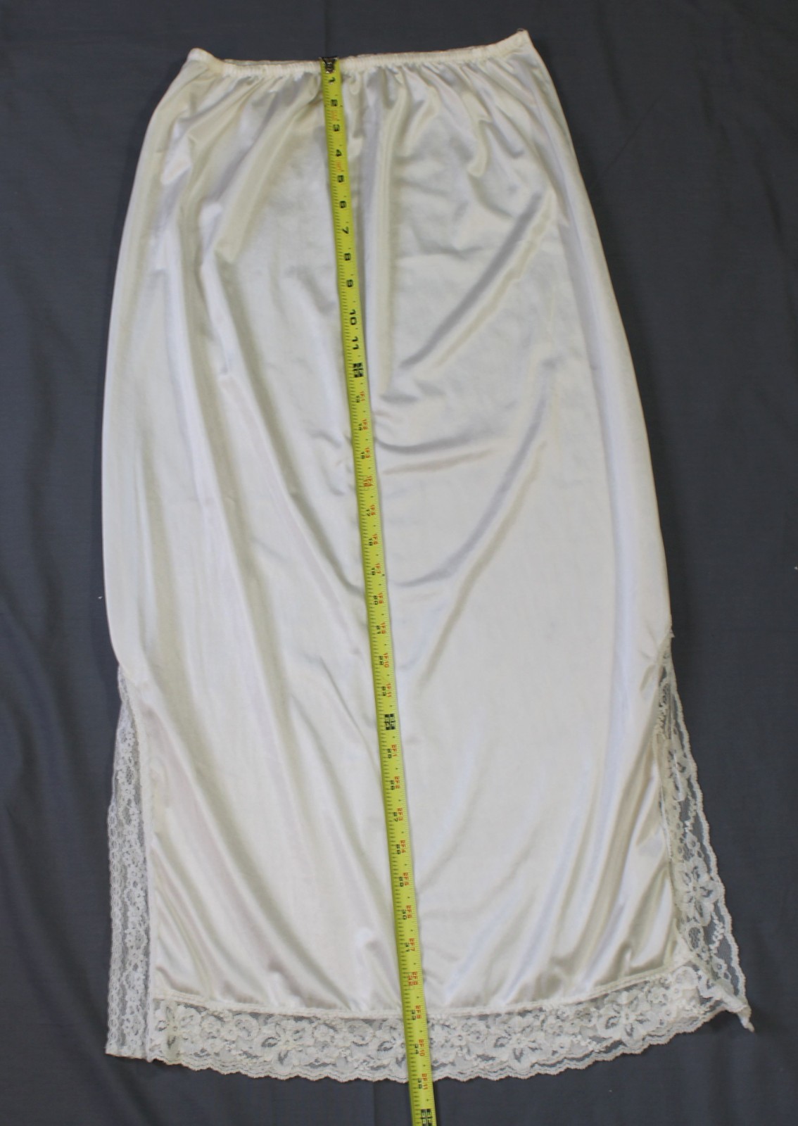 VTG Lot Of 5 Size Large Lingerie 2 Camisoles 3 Half Slips Asstd Lengths & Brands