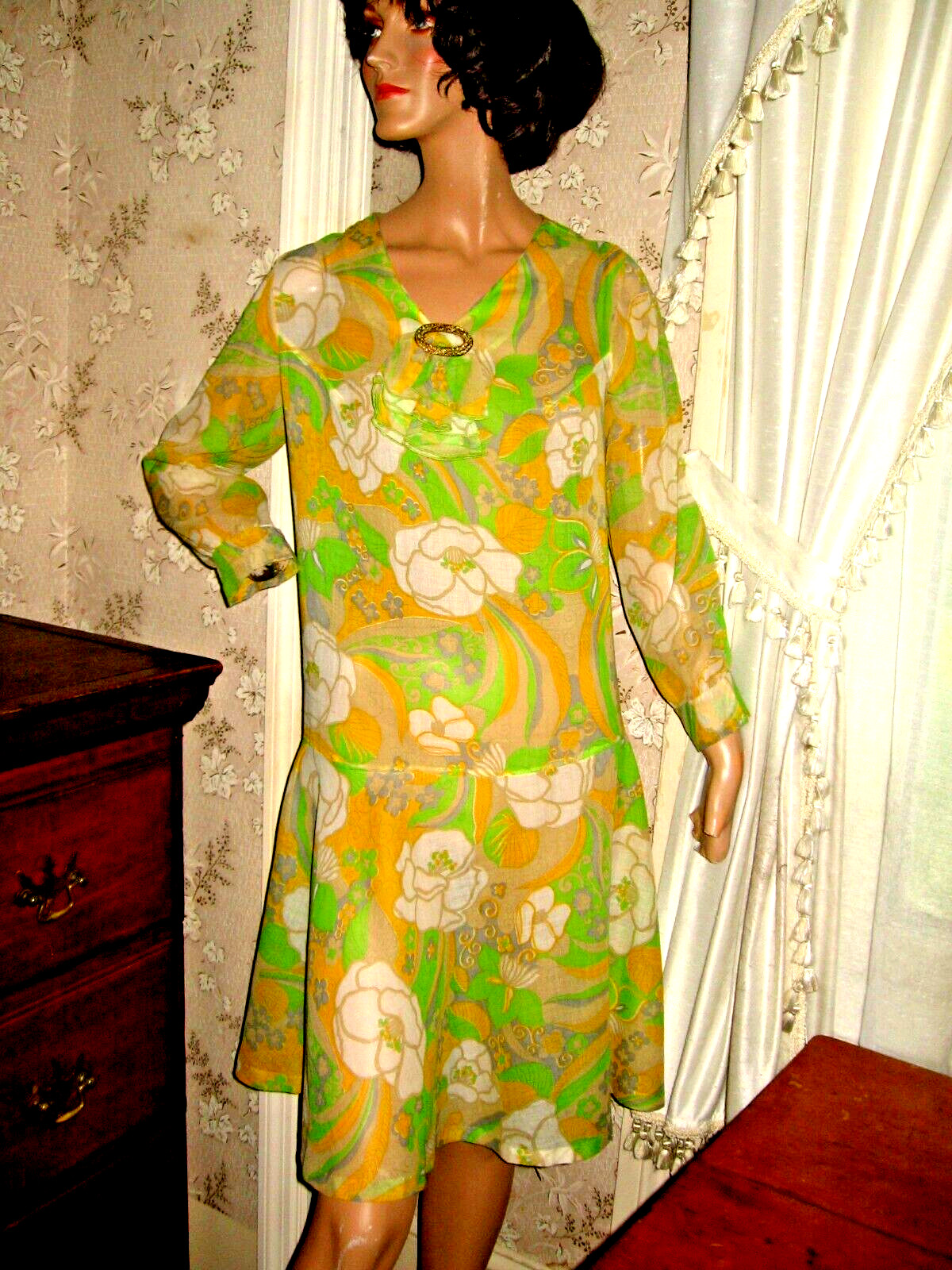 VINTAGE 1960-70s YELLOW GREEN FLORAL DROP WAIST DRESS – METAL ZIPPER