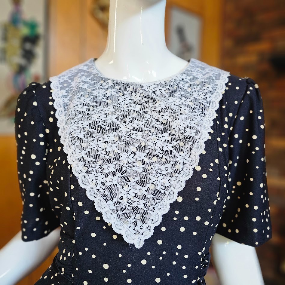 Vintage 80s New Wave Granny Polka Dot Peplum Secretary Lace Bib Day Dress M/L