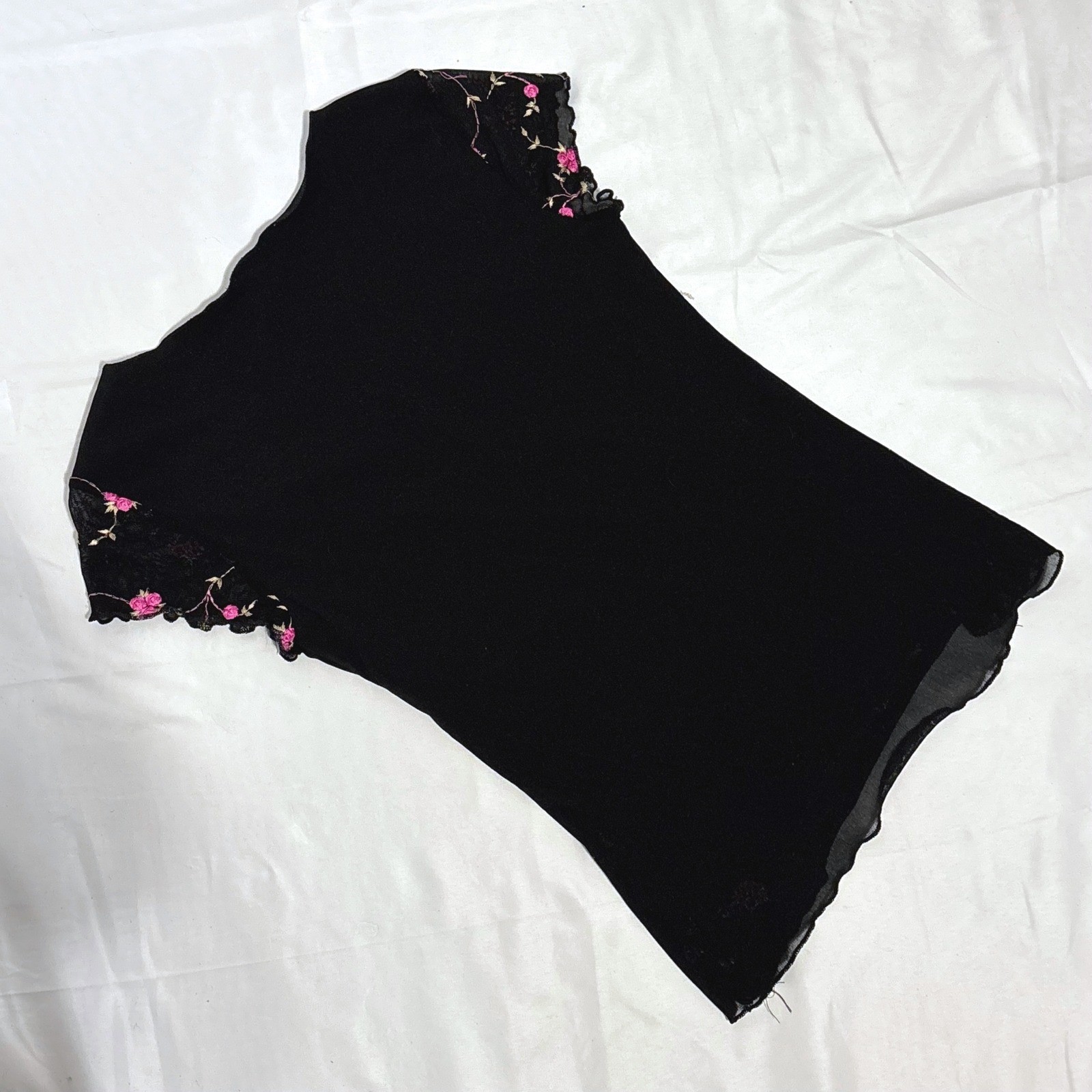 WRAPPER Vintage Y2k black top with hot pink floral design all over the front