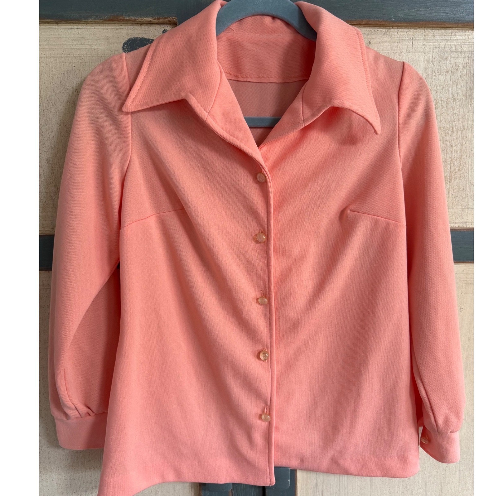 Vintage 70s Peach Coral Dagger Collar Button Up Blouse Long Sleeve Retro MOD