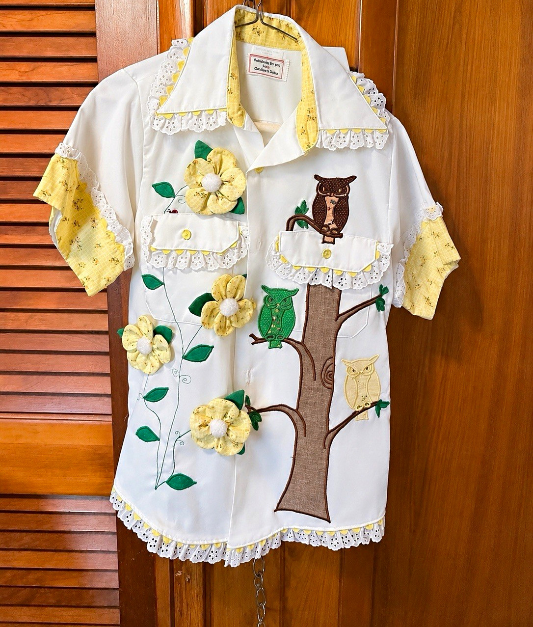 UNIQUE Vintage 70s Women’s 3D Appliqué w Ric Rac Lace Owl Frog Woodland Motif
