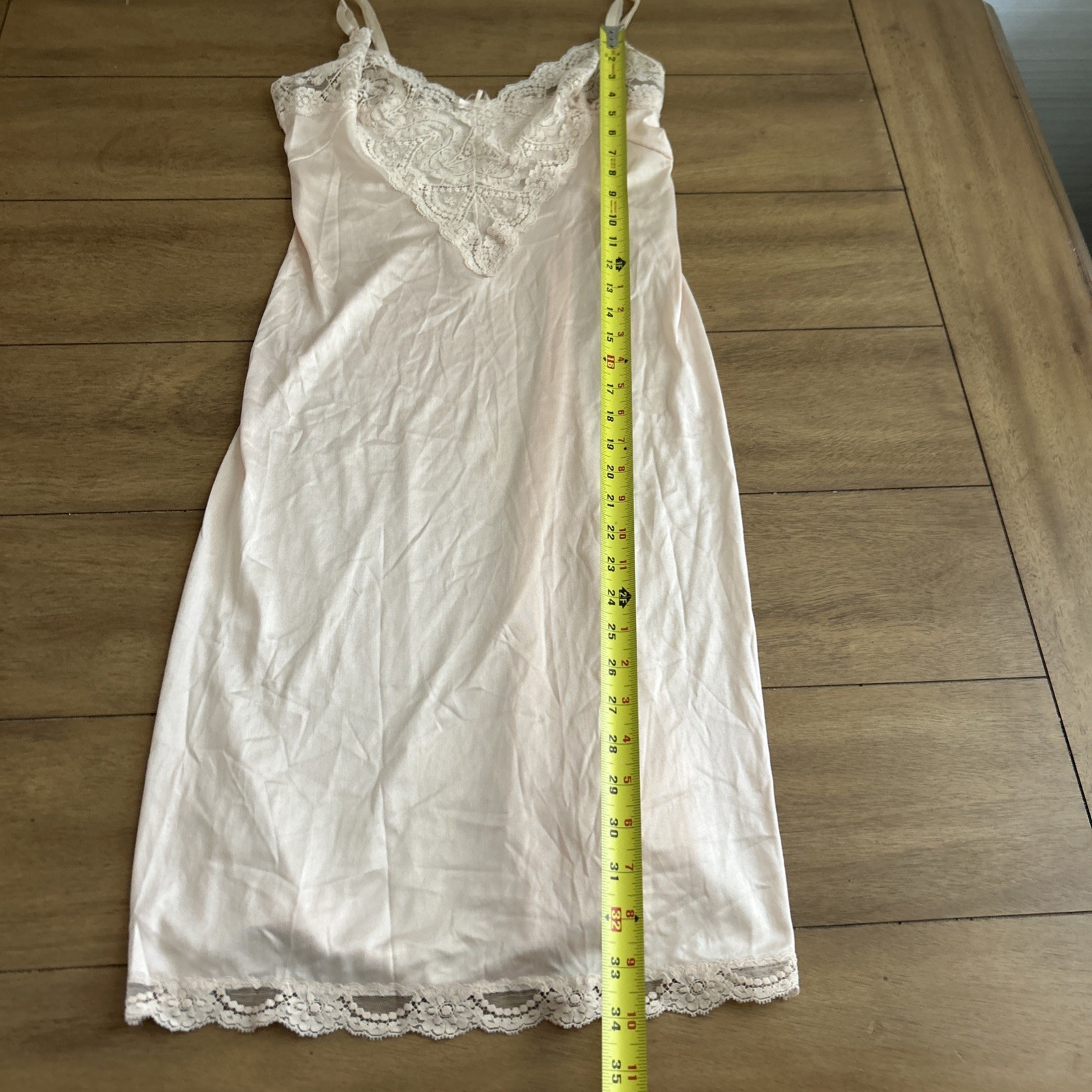 Vassarette Vintage Silky Soft Satin Lace Trim Nightgown Full Slip Size 32 L