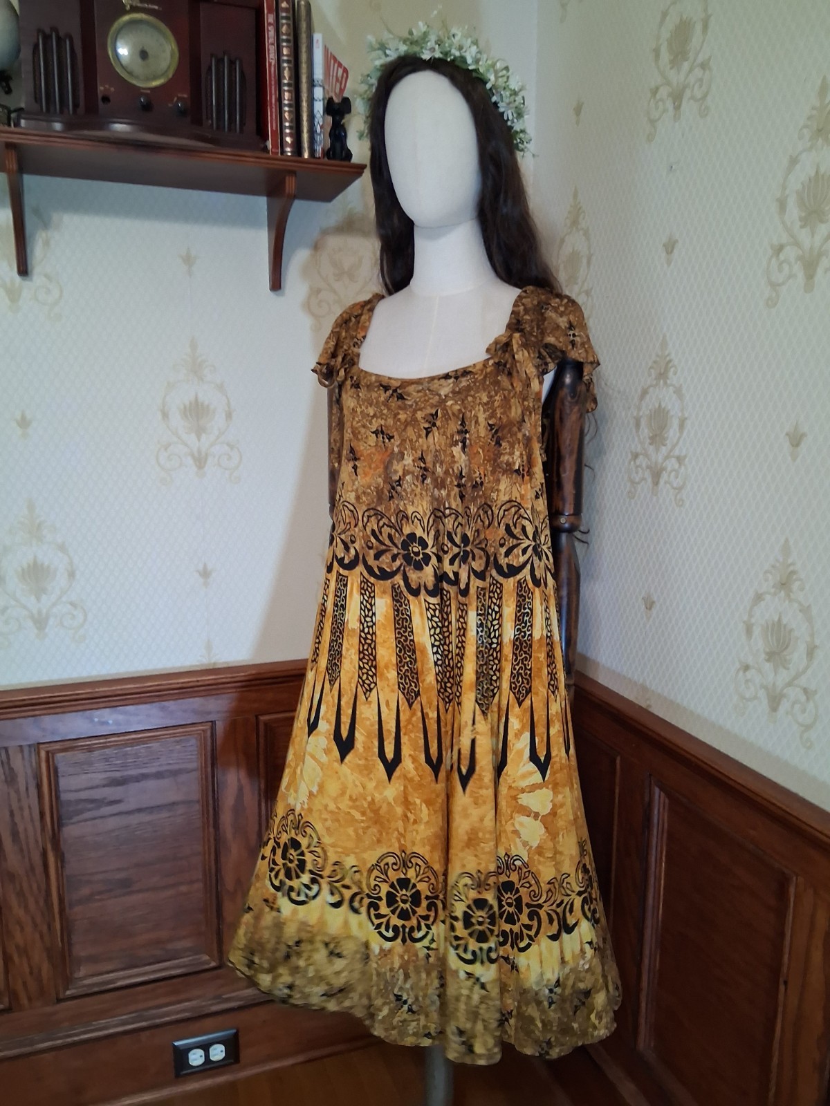 Vintage 1970s Lady Cactus Amber Batik Fluttery Bohemian Hippie Handmade Dress