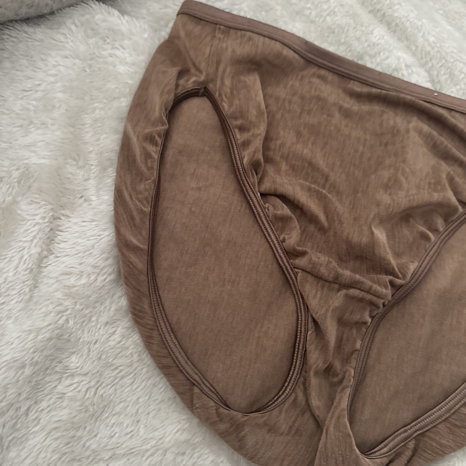 Vintage Cabernet Brown Nylon & Spandex Hi-Cut Bikini Panties Size 7 71-13-108