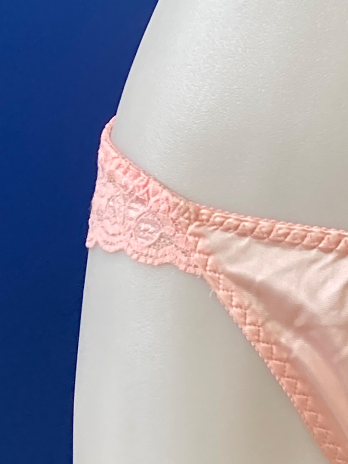Vintage Bombshell Jill St John Lace Bikini Panties Peach Pink M
