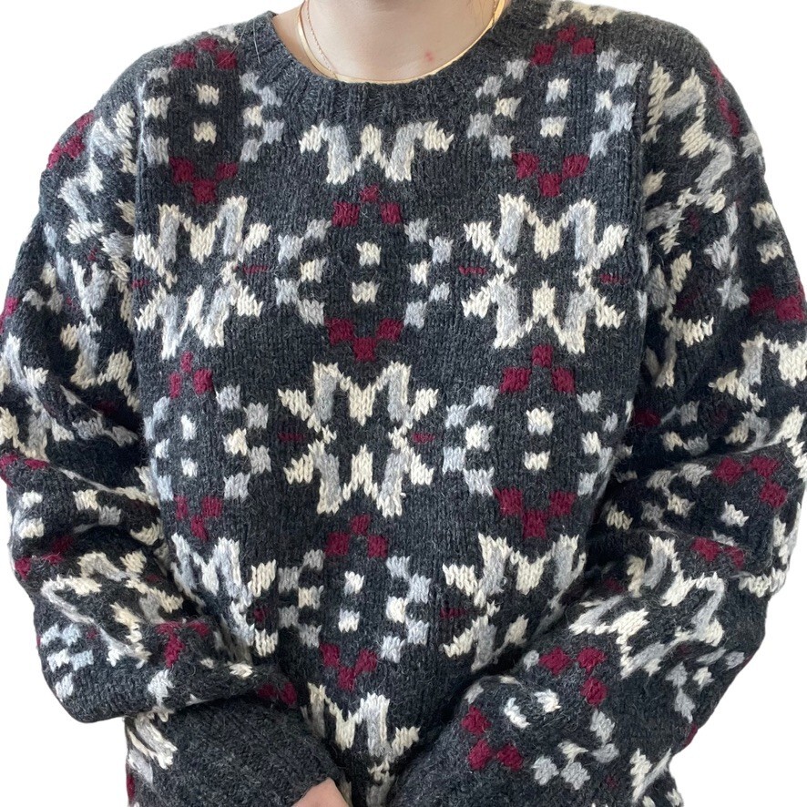 Vintage 1990s Embassy Row Hand Knit Snowflake Wool Chunky Overszied Sweater Sz L