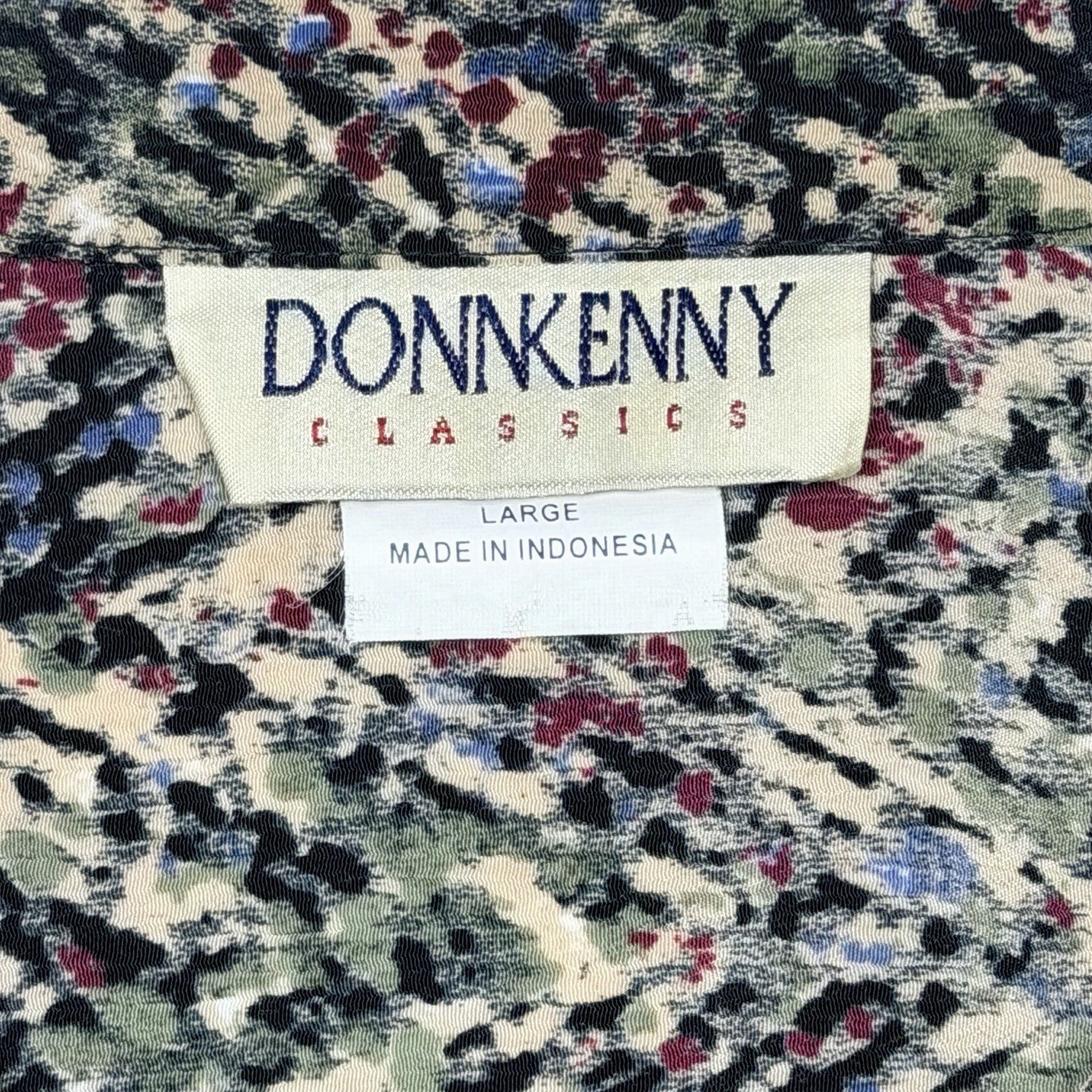 Vintage Donnkenny Short Sleeve Blouse 80’s 90’s Abstract Print Button Down