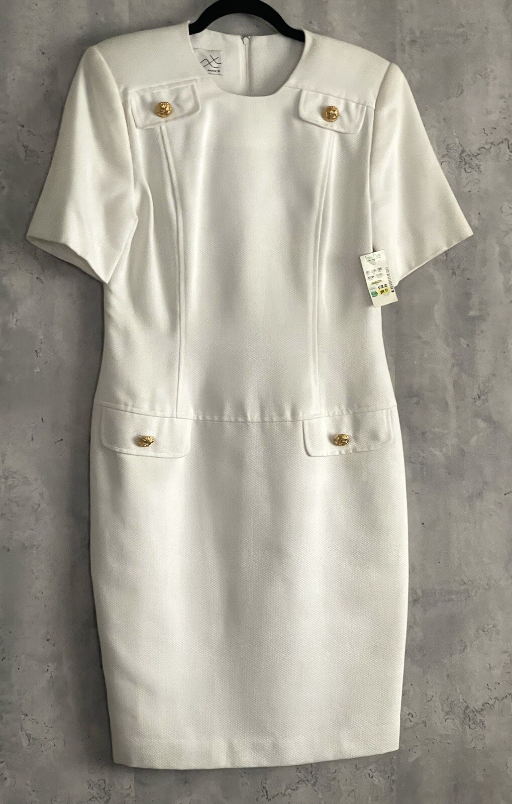 NWT’s Vintage MODE White Cotton Gold Color Button Accents Sheath Lined Dress Sz6