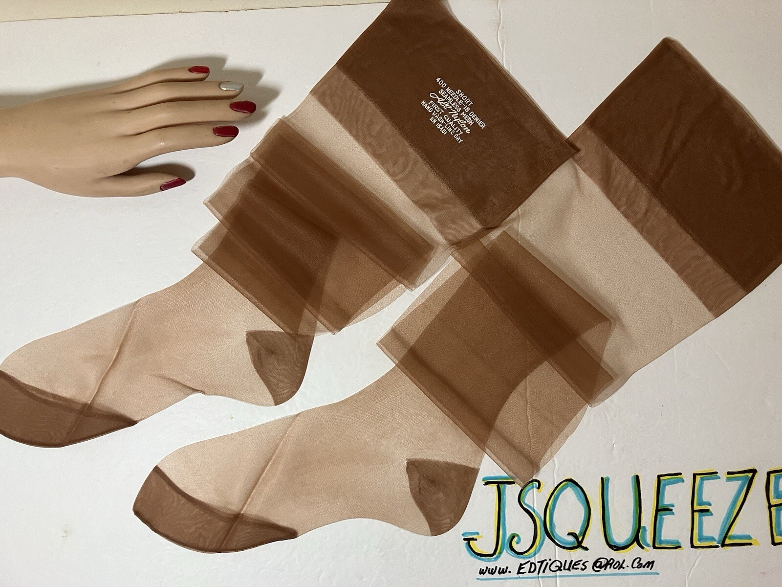 4 Pair Vintage 1950s All Nylon RHT Stockings 9 1/2 X 31” RHT 15Denier Toe 4 3/4”